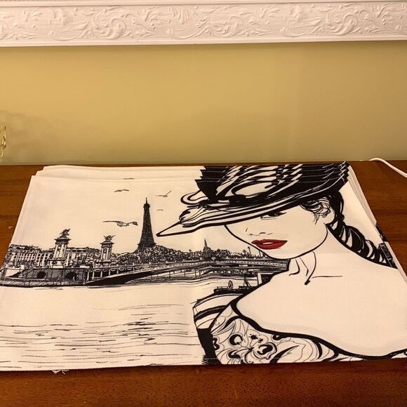 Set of four placemats. Black & white - Picture 3 of 7